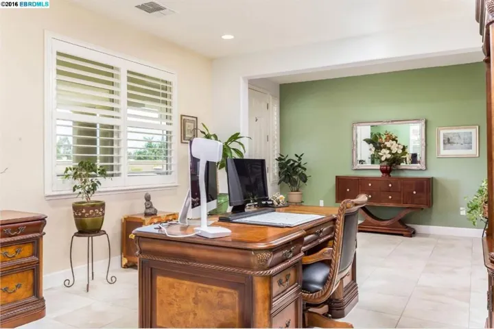 636 Ward Creek Ct, Brentwood, California 94513