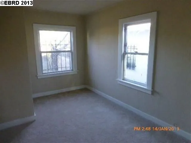 6456 Brann St, Oakland, California 94605-2011