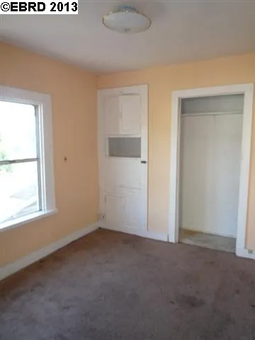 2528 21st Ave, Oakland, California 94606-4137
