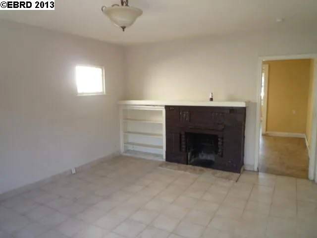 2528 21st Ave, Oakland, California 94606-4137