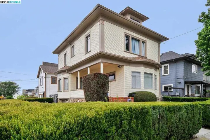 6103 Dover Street, Oakland, California 94609