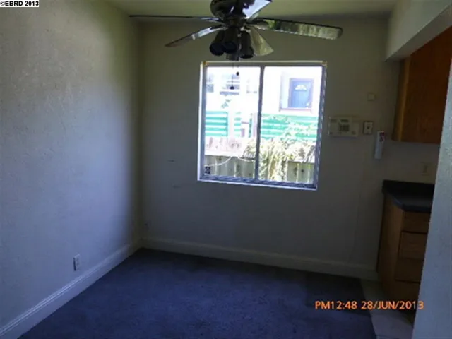 2416 Kingsland Ave, Oakland, California 94601-5518