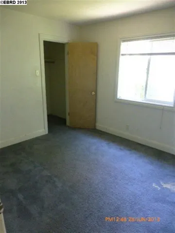 2416 Kingsland Ave, Oakland, California 94601-5518