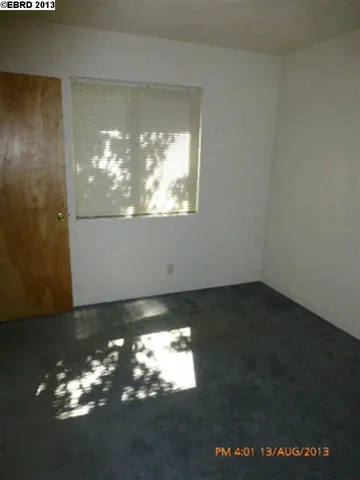 2416 Kingsland Ave, Oakland, California 94601-5518