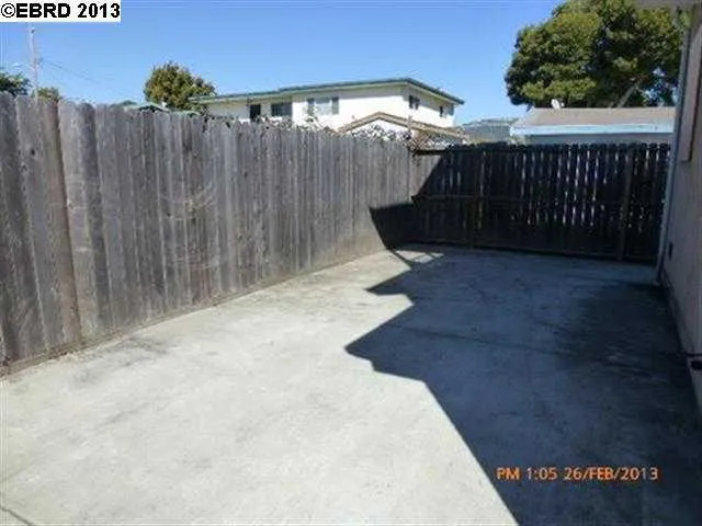 1619 72nd Ave, Oakland, California 94621-3113