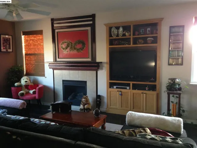 103 Vella Cir, Oakley, California 94561