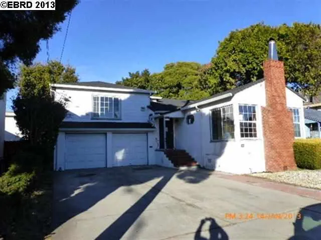 2715 Barrett Ave, Richmond, California 94804-1707