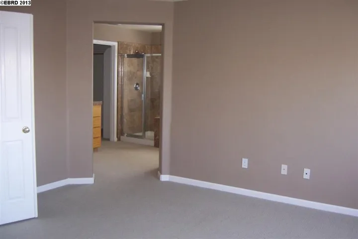 Going into master bathroom