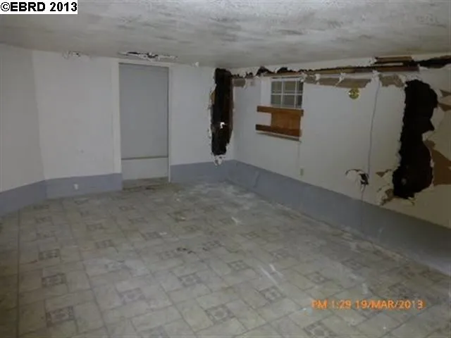 1422 90th Ave, Oakland, California 94603-1502