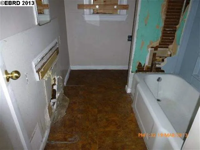 1422 90th Ave, Oakland, California 94603-1502