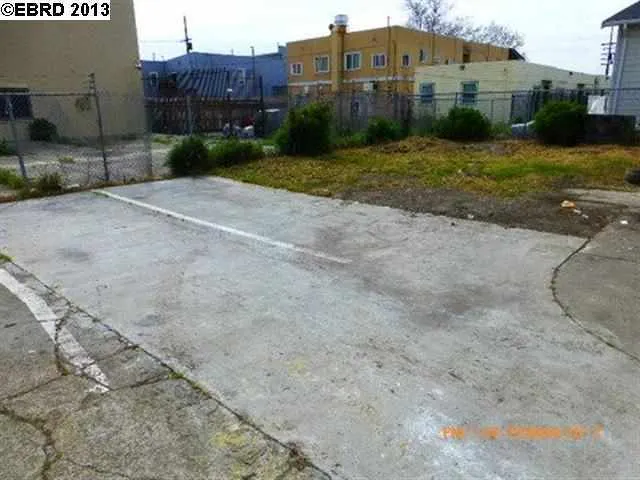 1422 90th Ave, Oakland, California 94603-1502