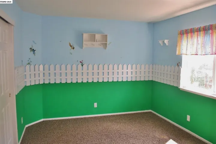 Cute decorations!  Connects to Jack & Jill bathroom.