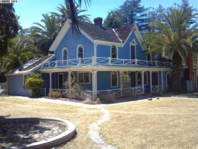 1835 Weaver Ln, Walnut Creek, California 94598-1236