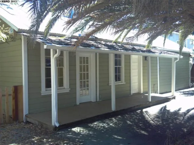 1835 Weaver Ln, Walnut Creek, California 94598-1236