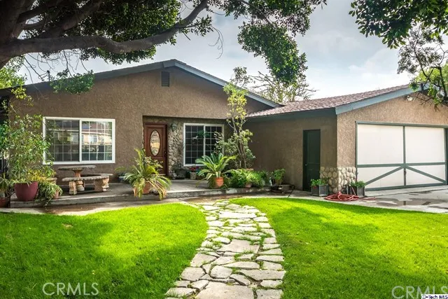 10193 Stonehurst Avenue, Sun Valley, California 91352