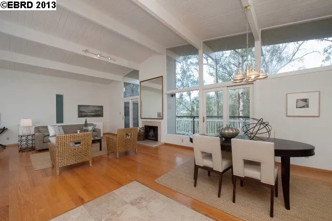 6207 Westover Dr, Oakland, California 94611-2406