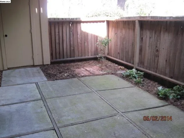 2111 Northwood Cir D, Concord, California 94520-4631