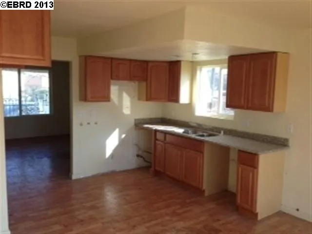 9409 Walter Ave, Oakland, California 94603