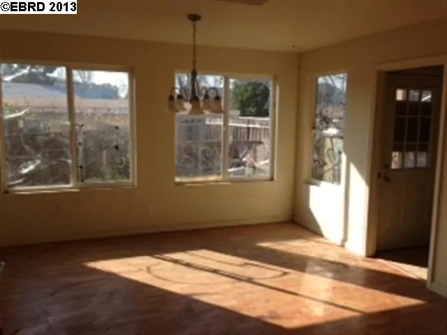 9409 Walter Ave, Oakland, California 94603