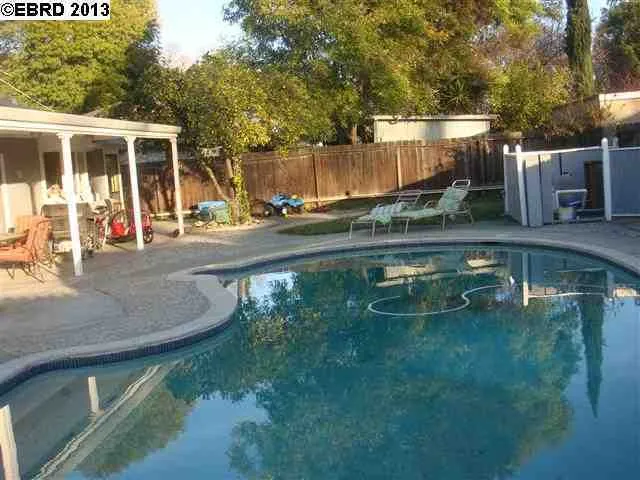 34 Phylis Dr, Pleasant Hill, California 94523-3028