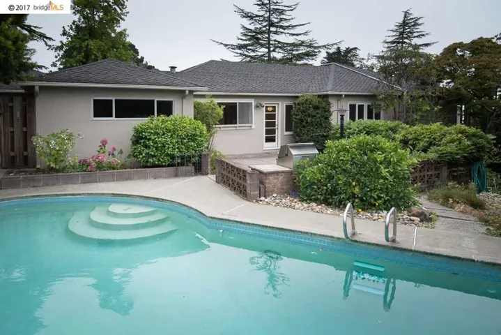 581 Woodmont Ave, Berkeley, California 94708