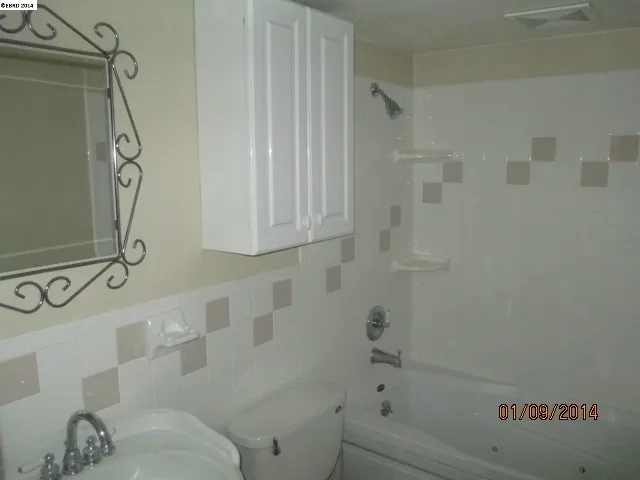 1851 Harrison St 3, Concord, California 94520-2311