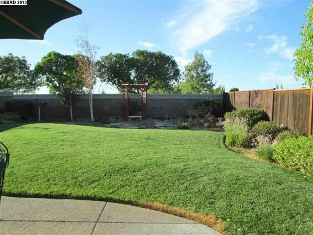 500 Hawthorne Ct, Discovery Bay, California 94505-2601