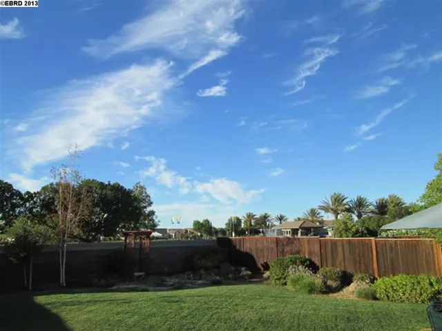 500 Hawthorne Ct, Discovery Bay, California 94505-2601
