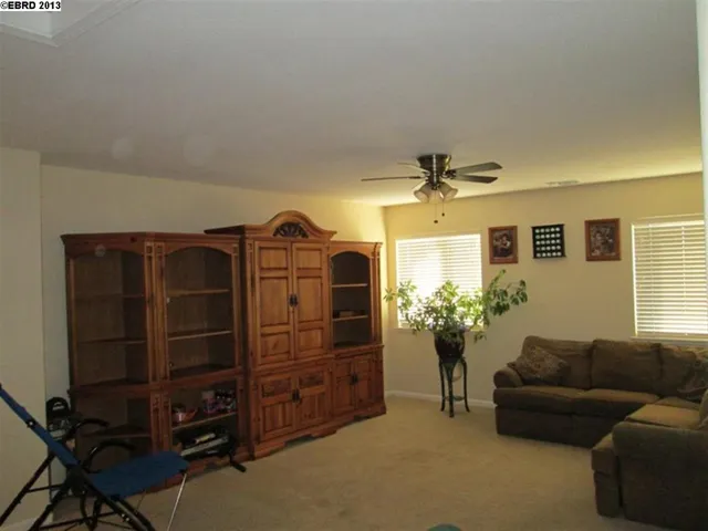 500 Hawthorne Ct, Discovery Bay, California 94505-2601