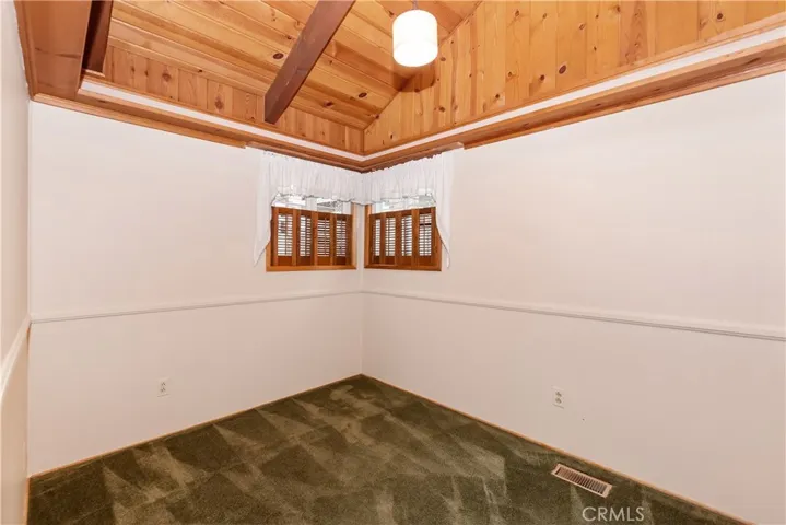 443 Iris Drive, Twin Peaks, California 92391