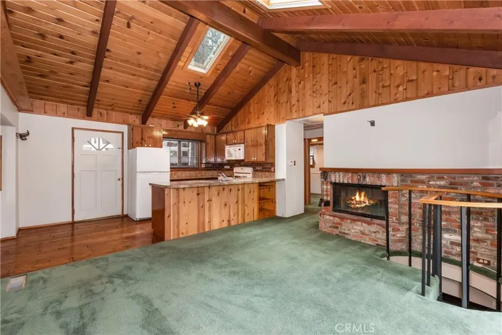 443 Iris Drive, Twin Peaks, California 92391