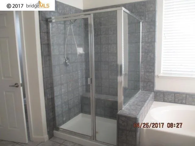 2433 Colby Ct, Tracy, California 95377
