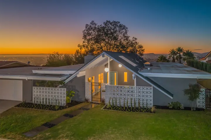 7960 Eastridge Dr, La Mesa, California 91941