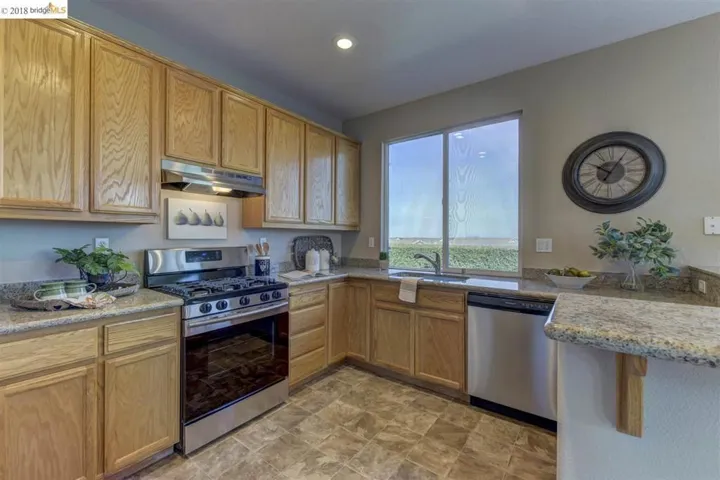 1559 Regent Dr, Brentwood, California 94513