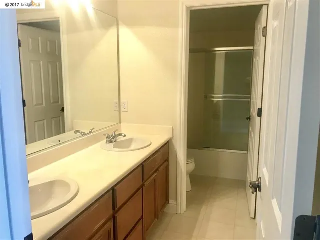 Upstairs Bathroom