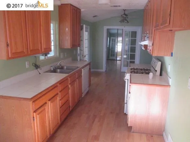 1908 Biglow Dr, Antioch, California 94509