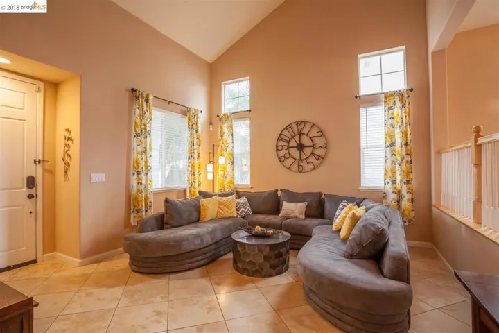 385 Roundhill Dr, Brentwood, California 94513