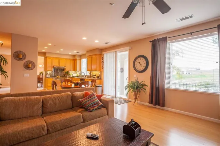 385 Roundhill Dr, Brentwood, California 94513
