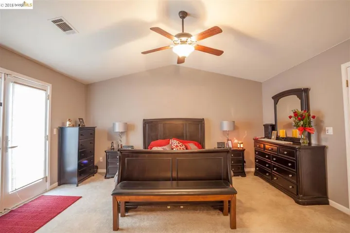 385 Roundhill Dr, Brentwood, California 94513