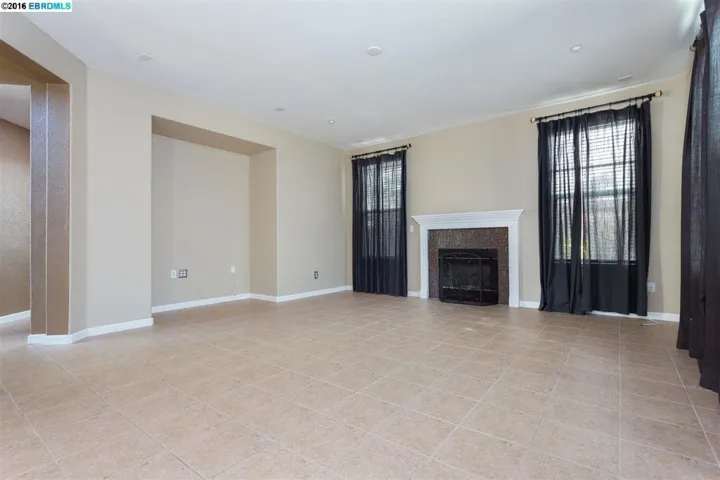 1194 Saratoga Pl, Brentwood, California 94513