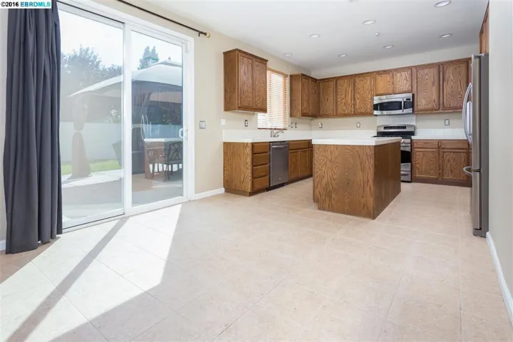 1194 Saratoga Pl, Brentwood, California 94513