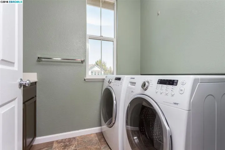 1194 Saratoga Pl, Brentwood, California 94513