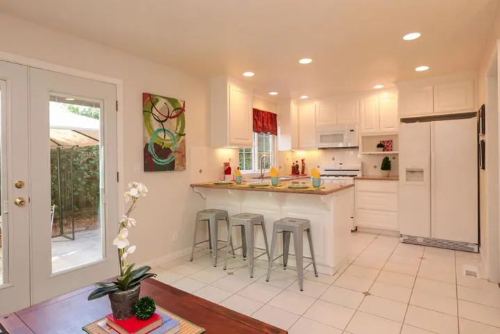 549 Stanford Avenue, Palo Alto, California 94306