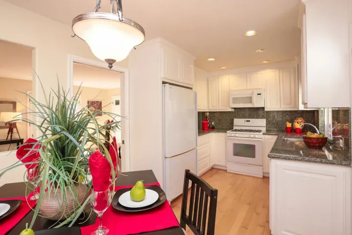 549 Stanford Avenue, Palo Alto, California 94306