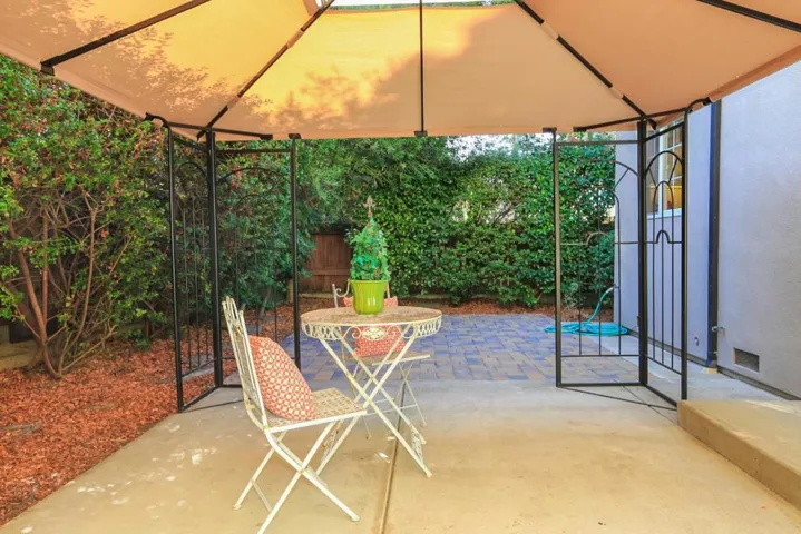 549 Stanford Avenue, Palo Alto, California 94306