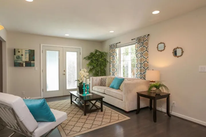 549 Stanford Avenue, Palo Alto, California 94306