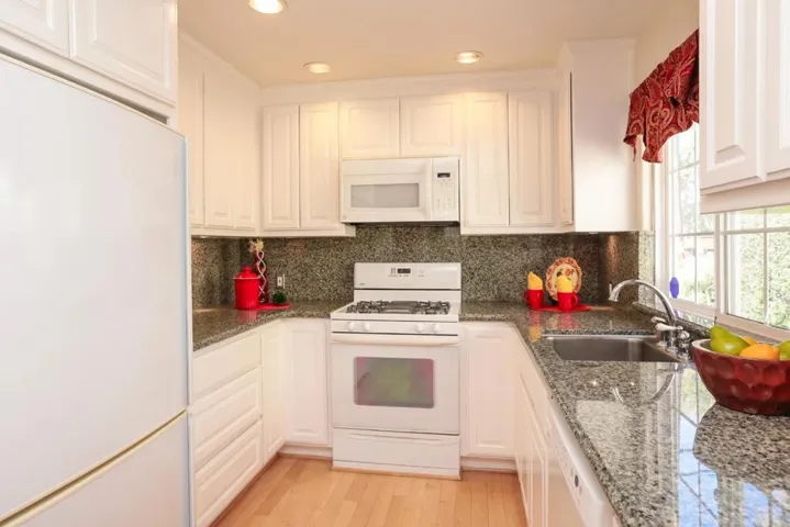 549 Stanford Avenue, Palo Alto, California 94306