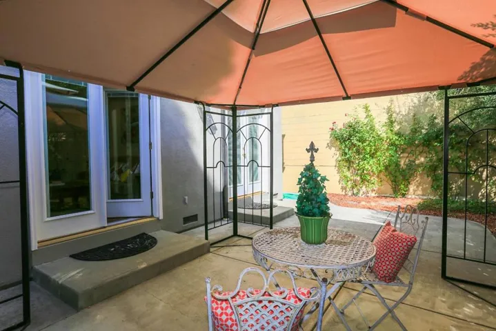 549 Stanford Avenue, Palo Alto, California 94306