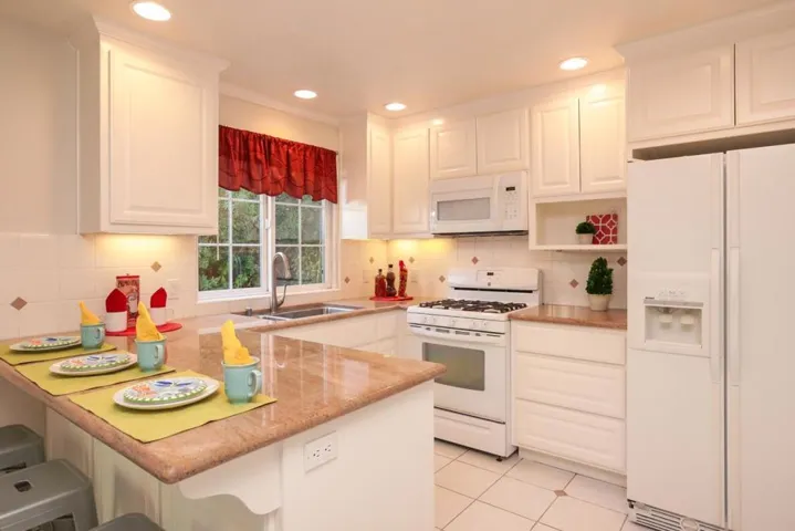 549 Stanford Avenue, Palo Alto, California 94306