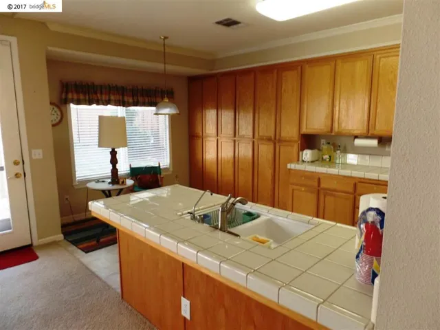 1290 Brookdale Dr, Brentwood, California 94513